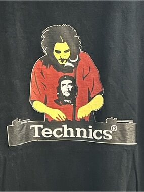 Technics Vintage Black Tee Che Guevara